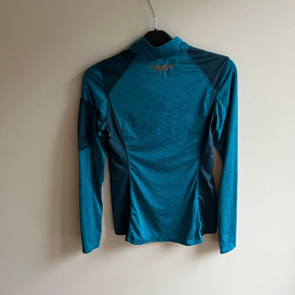 REI TOP - Picture 2 of 6